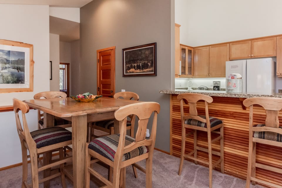 Breakfast Nook
