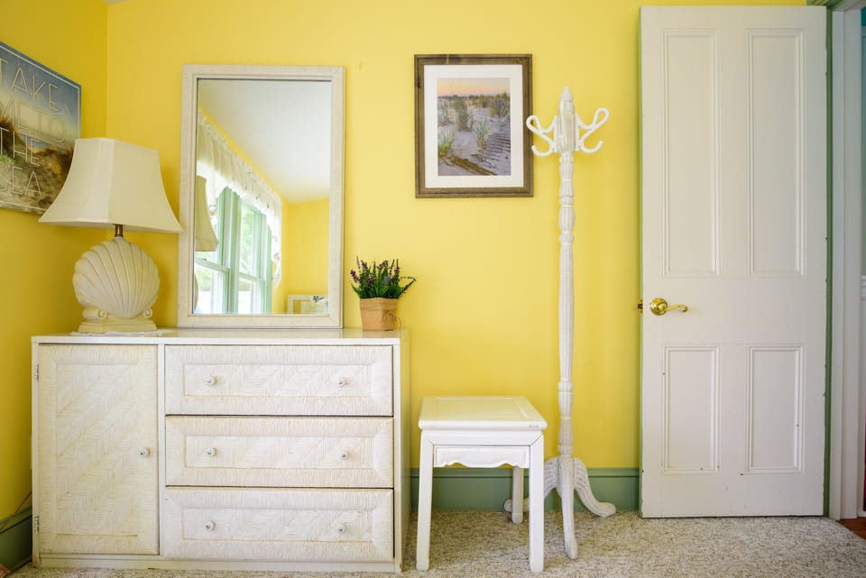 1st floor bedroom.
