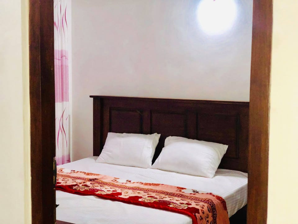 In-room safe, blackout drapes, soundproofing, free WiFi