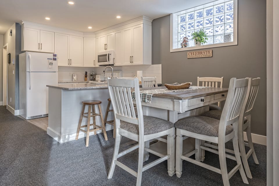 Kitchen and Dining Room 