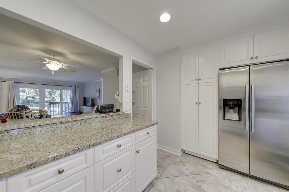 Main Level-Kitchen