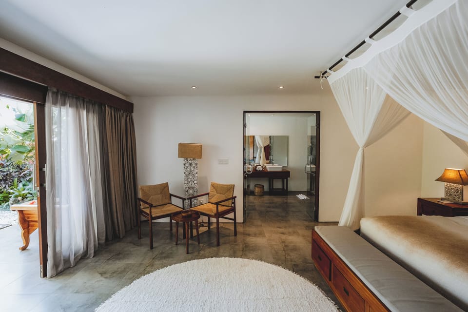 Luxury Villa, Private Pool | Bathroom | Free toiletries, hair dryer, bathrobes, towels