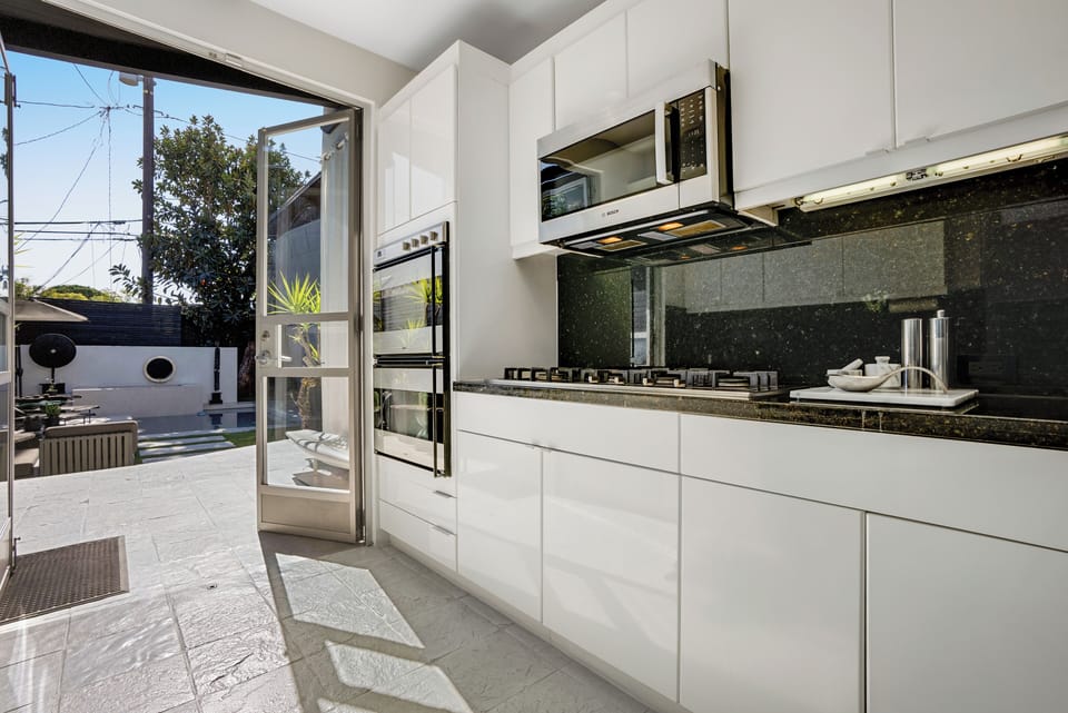 Kitchen - fully equipped with gaggenau ovens 