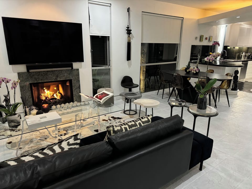 Main house 
living area 