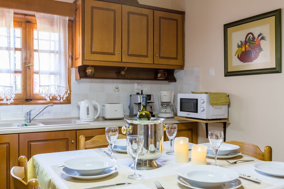 Κουζίνα - τραπεζαρία