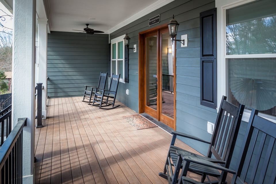 Great front porch for relaxing
