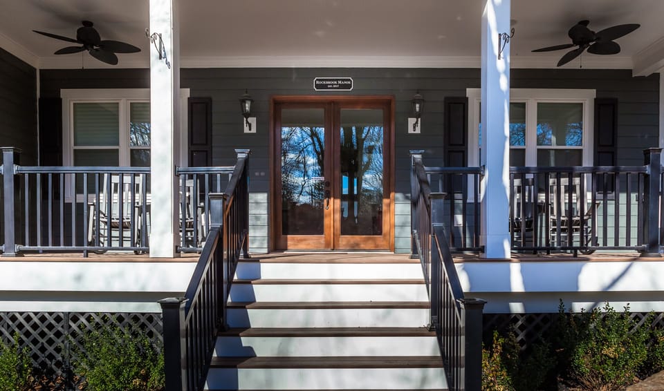 Come on in!
