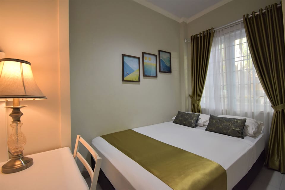 Standard Room | Desk, free WiFi