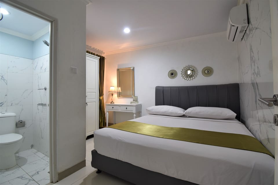 Deluxe Room | Desk, free WiFi