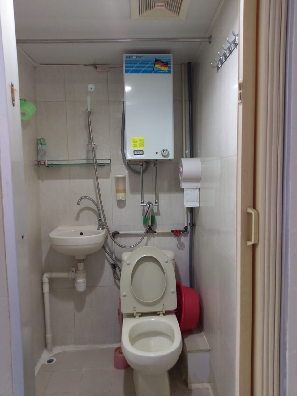 Bathroom shower