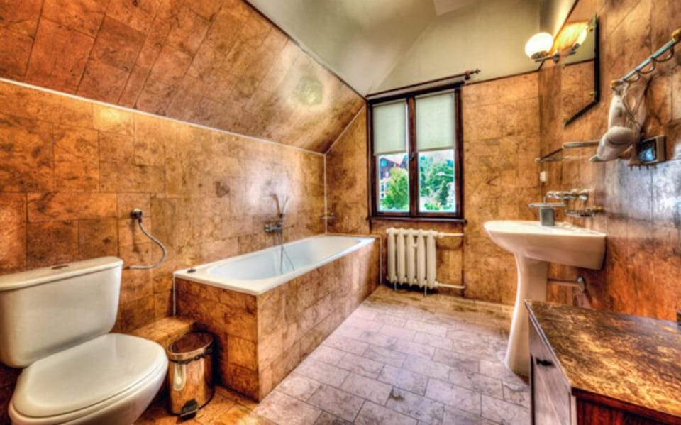 Apartment (Willa Grota 6) | Bathroom | Shower, towels