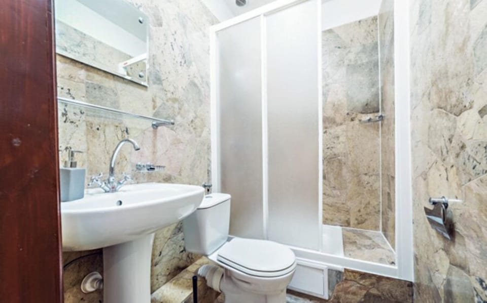 Apartment (Willa Grota 3) | Bathroom | Shower, towels