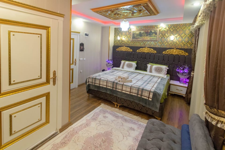 Standard Double Room | Egyptian cotton sheets, in-room safe, blackout drapes, soundproofing