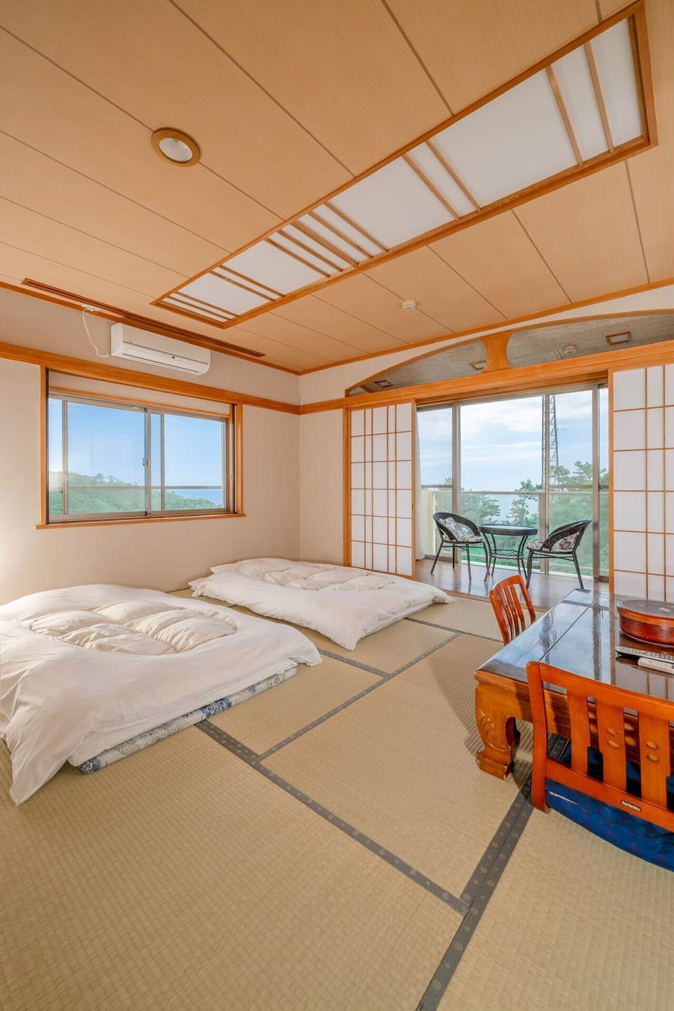Japanese Style Room for 6 guests, Non Smoking | In-room safe, soundproofing, WiFi (free), bed sheets