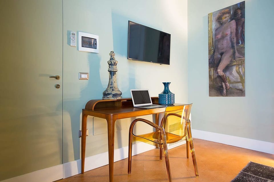 Luxury Suite (Re) | Room amenity