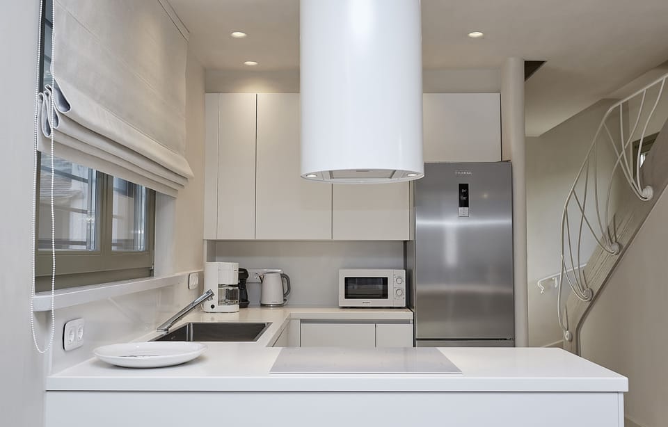 Villa, 3 Bedrooms, Sea View | Private kitchen | Full-size fridge, microwave, oven, stovetop