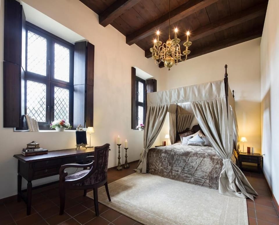 Superior Apartment, 1 King Bed, Non Smoking | Individually decorated, individually furnished, iron/ironing board