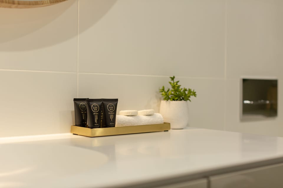 Bathroom amenities