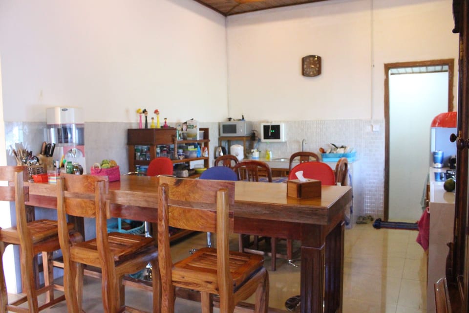 Fridge, microwave, stovetop, electric kettle