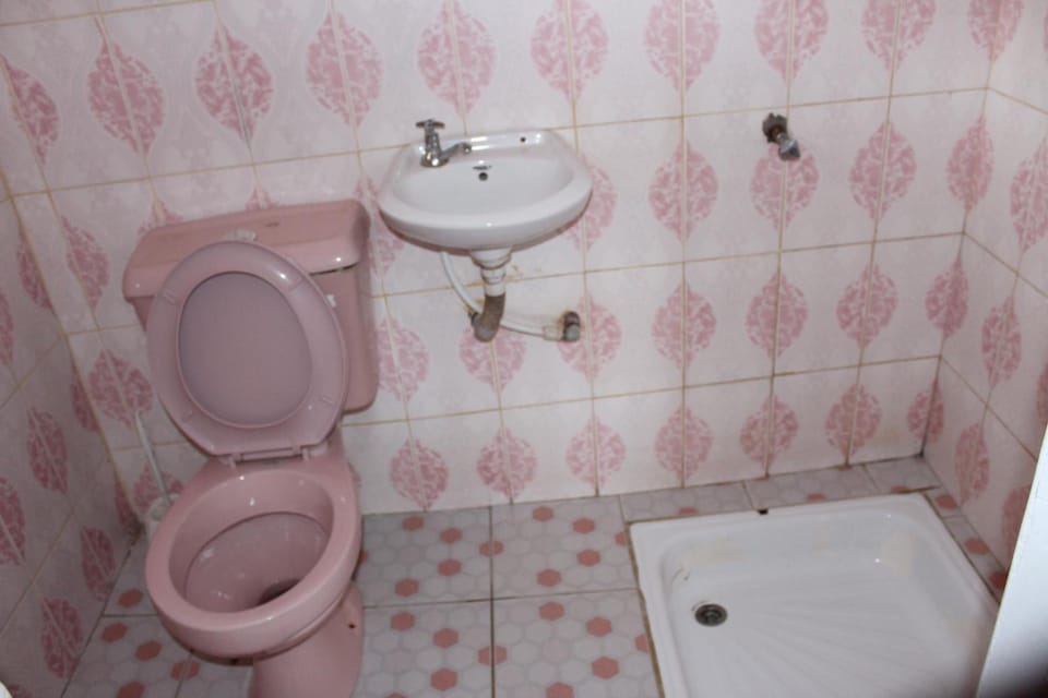Salient Guest House Bed and Breakfast in Kenya