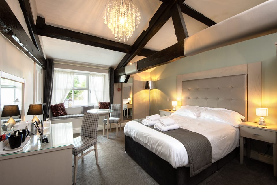 Deluxe Double Room, Ensuite (Room 6)