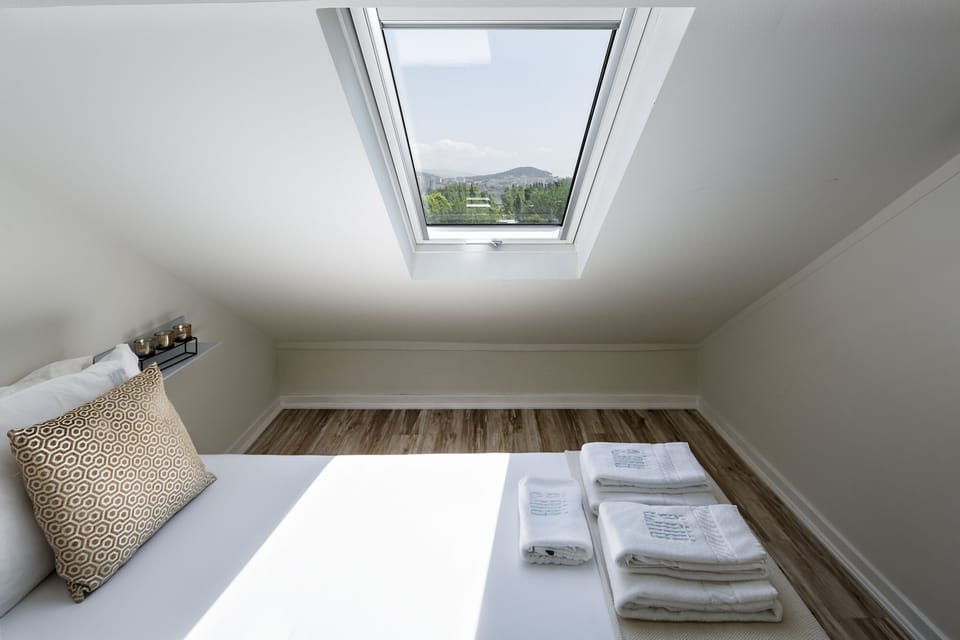 Superior Suite, 1 Double Bed, Non Smoking | Individually decorated, individually furnished, desk, soundproofing
