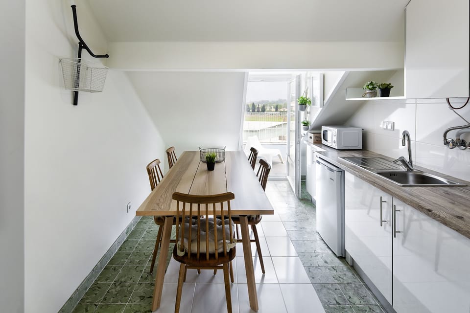 Superior Suite, 1 Double Bed, Non Smoking | Shared kitchen