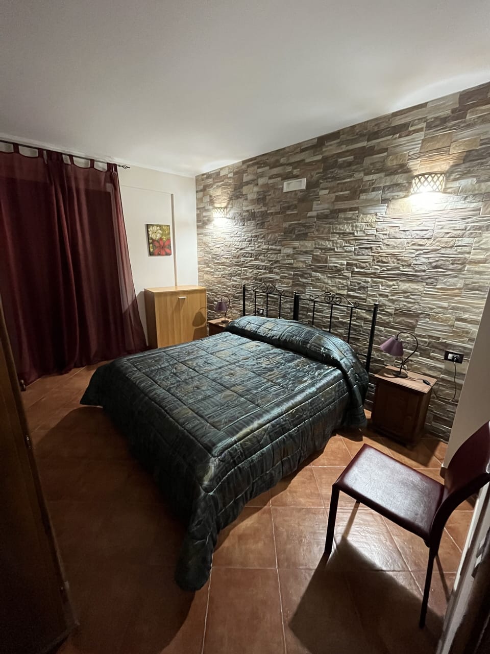 Double or Twin Room | Desk, free WiFi, bed sheets