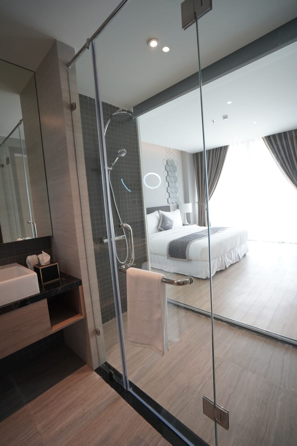 Premium Double Room with Free Herbal Foot Bath 15 mins | Minibar, in-room safe, desk, free WiFi