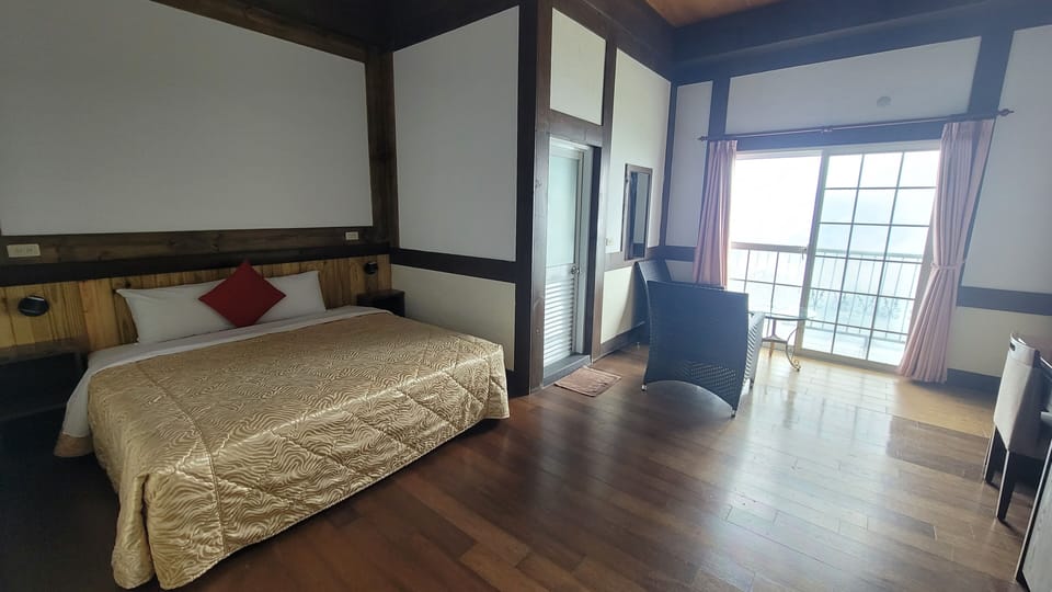 Standard Double Room, Mountain View | Desk, blackout drapes, rollaway beds, bed sheets