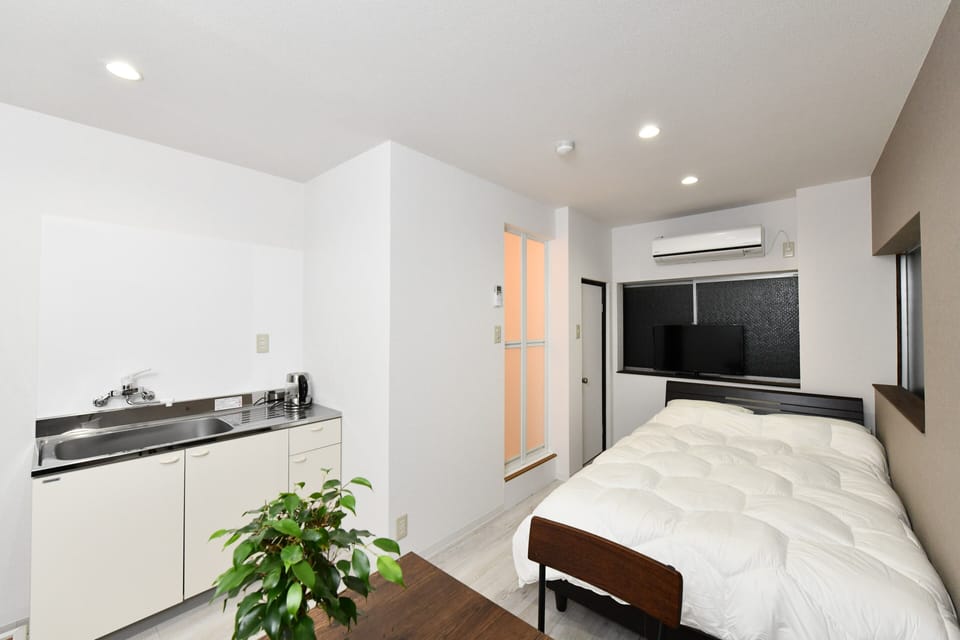 Semi-double Room with Kitchenette | Desk, WiFi (free)