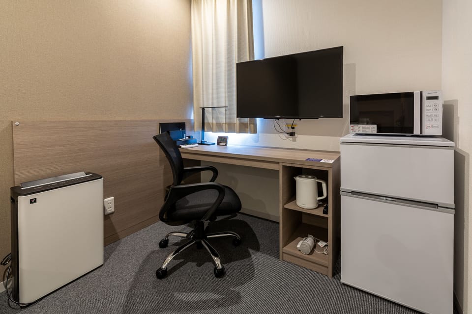 Standard Double Room (check-in is not available after 11PM) | WiFi (free)