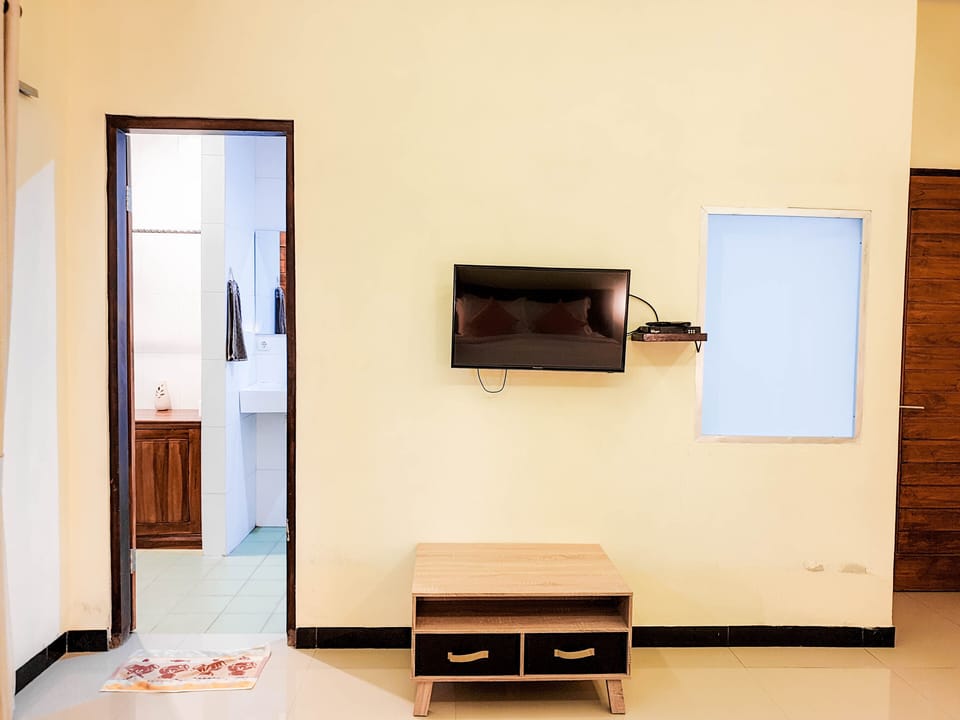 Deluxe Room, Ocean View | Free WiFi, bed sheets