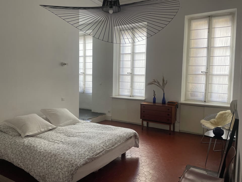Double Room (Grande chambre design) | Individually decorated, individually furnished, desk, laptop workspace