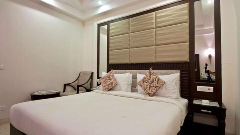 Deluxe Room | Desk, WiFi (free)