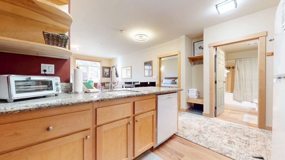 Condo, 2 Bedrooms | Private kitchen | Coffee/tea maker, fridge, oven, toaster