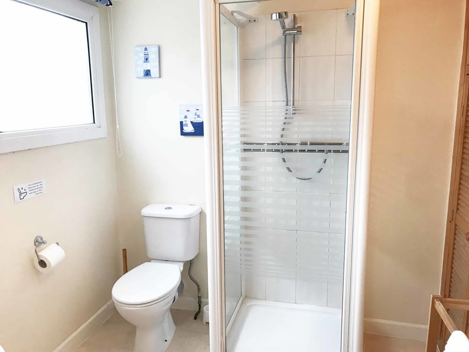 Esk Vale Guest House Hotel in Portsmouth
