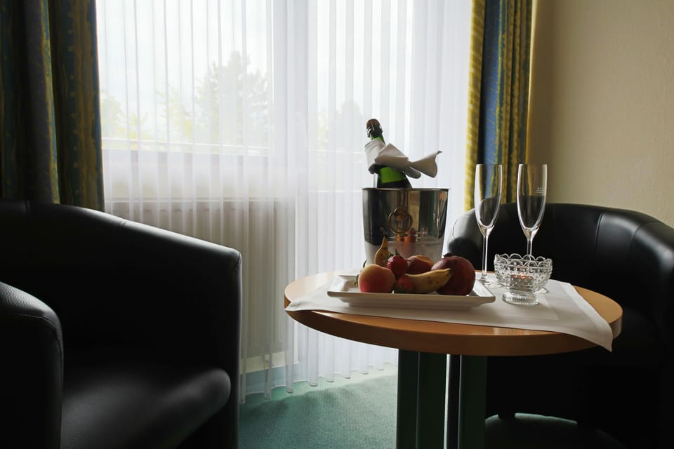 Exclusive Double Room (Stammhaus) | Premium bedding, down comforters, minibar, in-room safe
