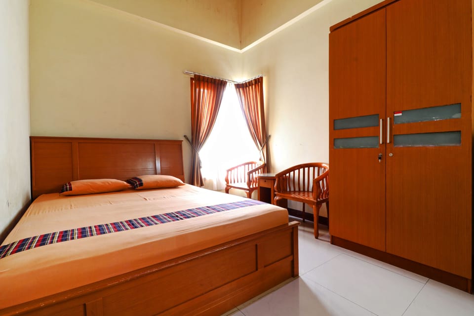 Double Room | Free WiFi, bed sheets