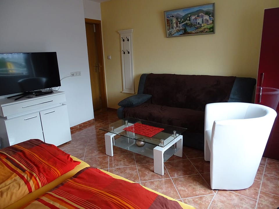 Condo, 1 Bedroom | Free WiFi, bed sheets