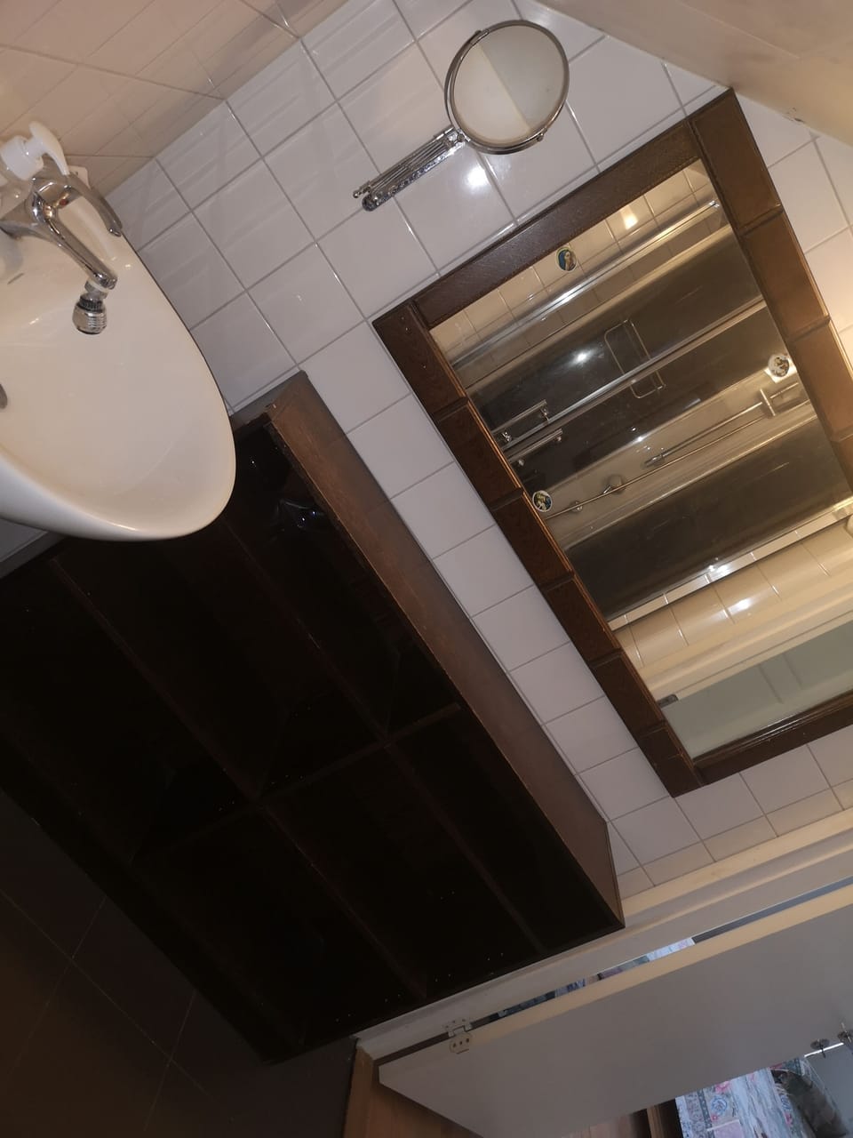 Double Room, 1 King Bed | Bathroom | Hair dryer, slippers, towels