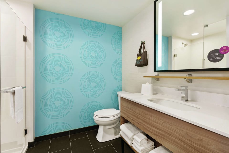 Bathroom shower