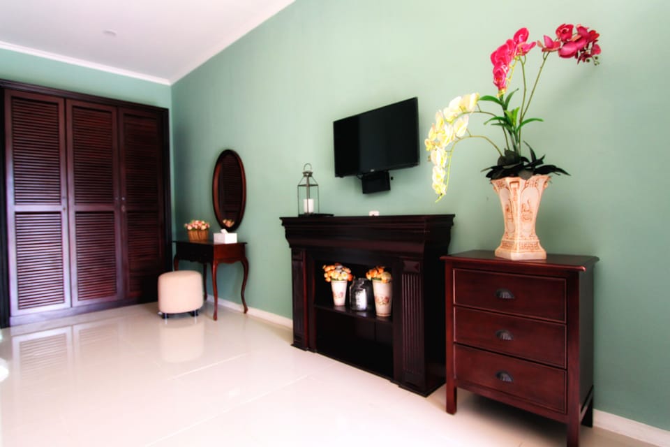 Omah Madam Bed & Breakfast Bed and Breakfast in Indonesia