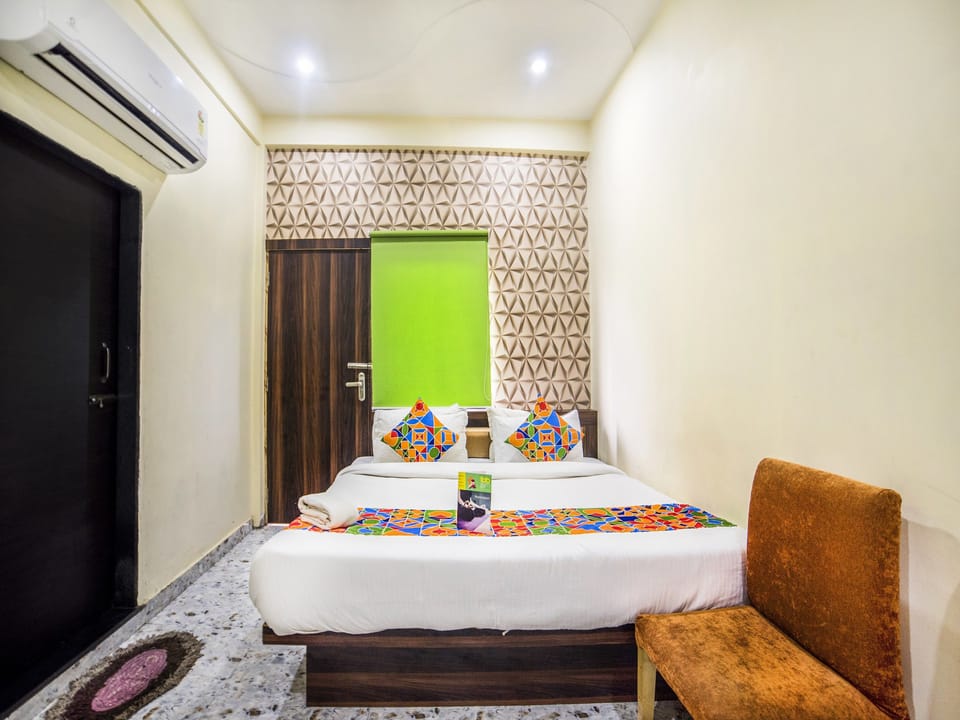 In-room safe, rollaway beds, free WiFi