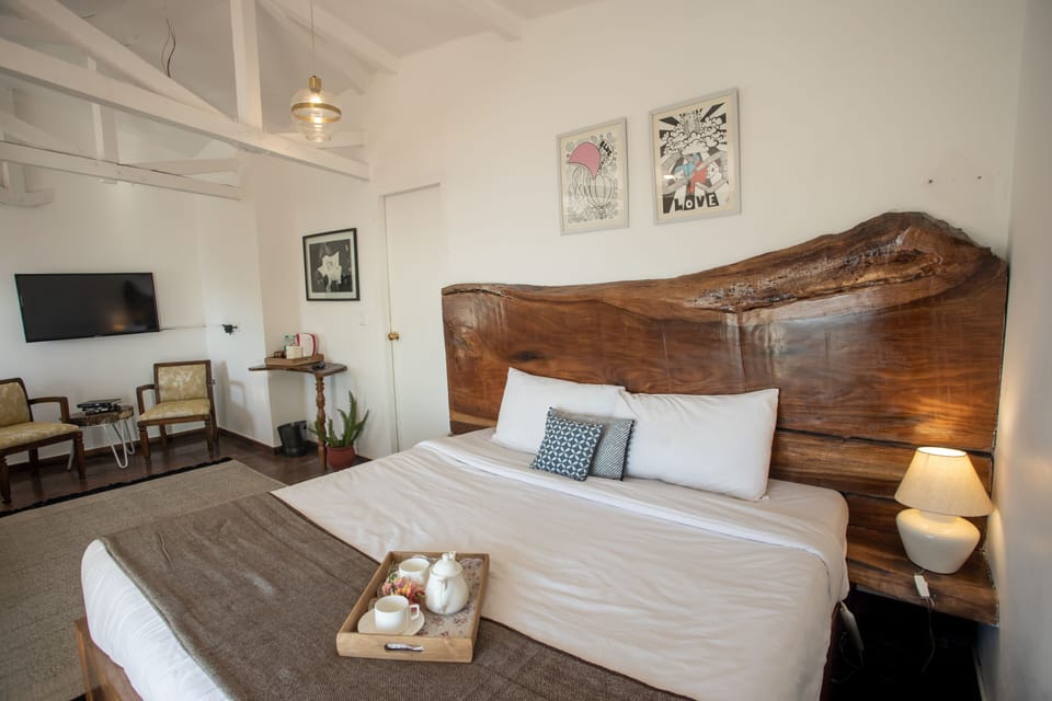 White | Desk, soundproofing, iron/ironing board, rollaway beds
