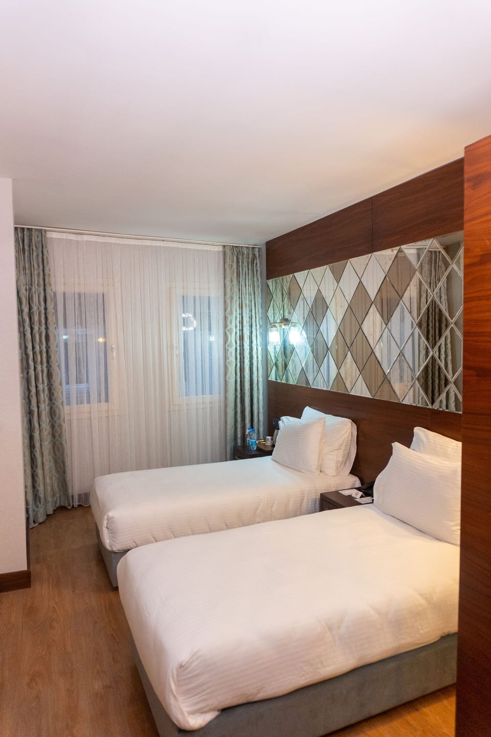 Deluxe Double or Twin Room | Minibar, in-room safe, desk, laptop workspace