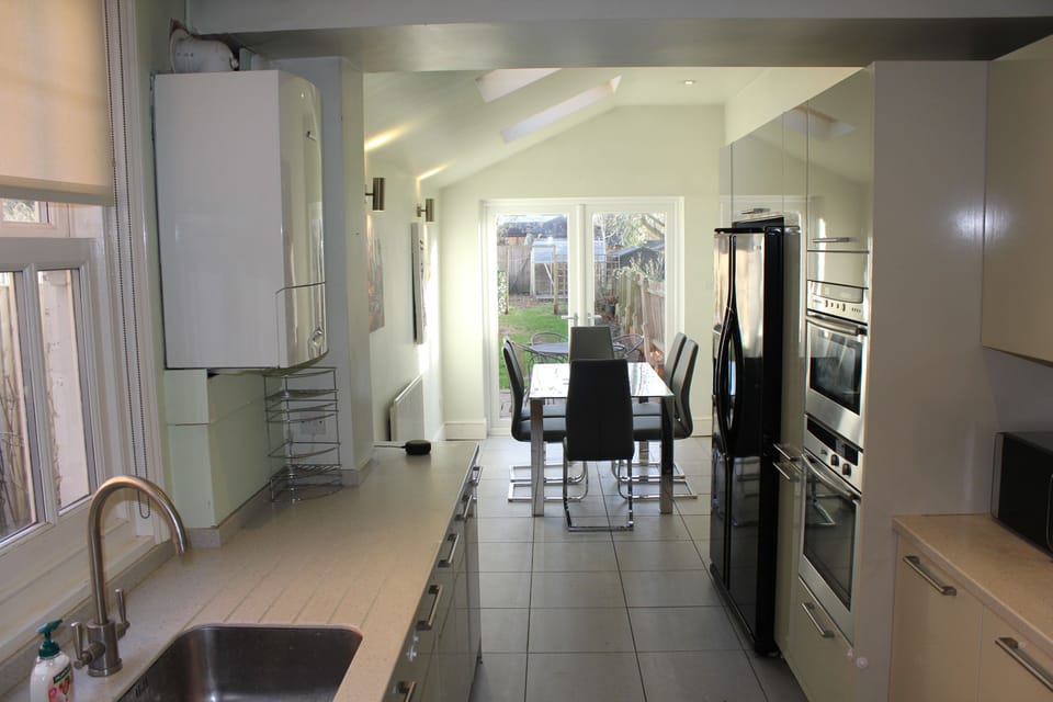Business Villa, 3 Bedrooms, Garden View | Shared kitchen | Fridge, microwave, coffee/tea maker