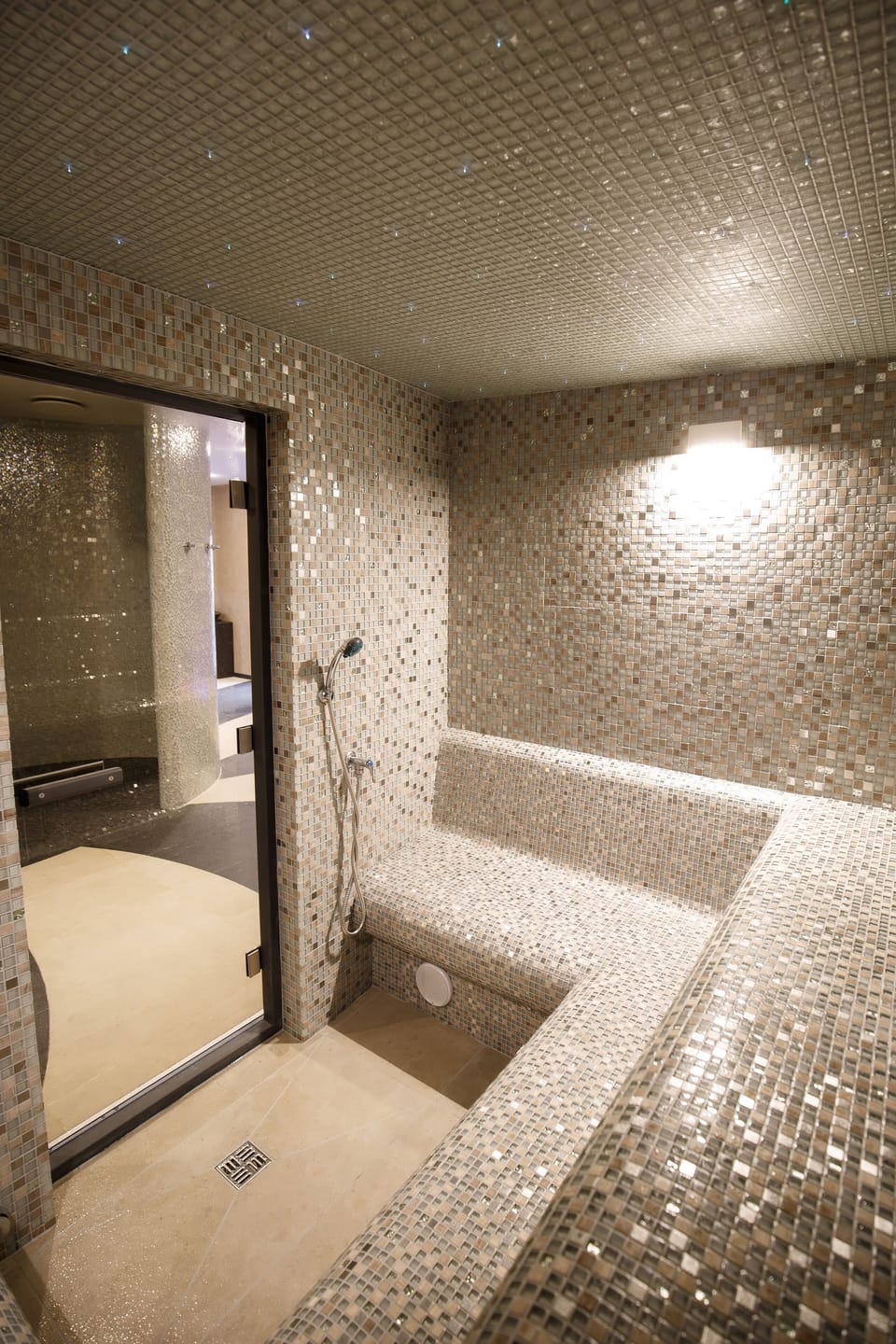 Couples treatment rooms, hot tub, steam room, body treatments, facials