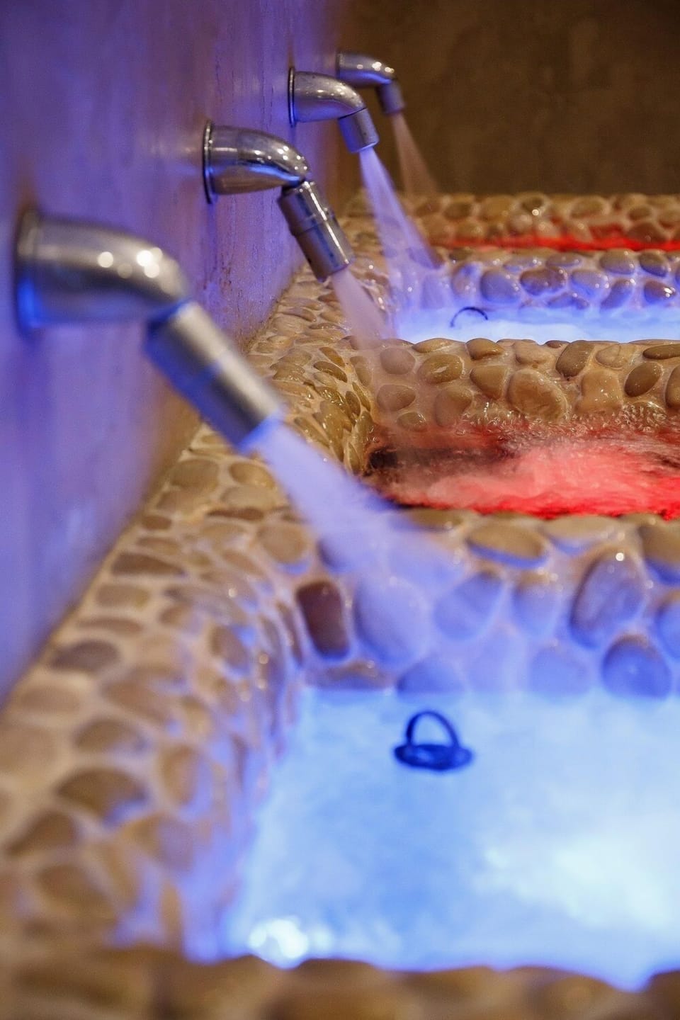 Couples treatment rooms, hot tub, steam room, body treatments, facials