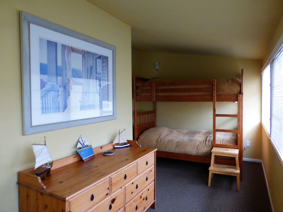 Bunk room